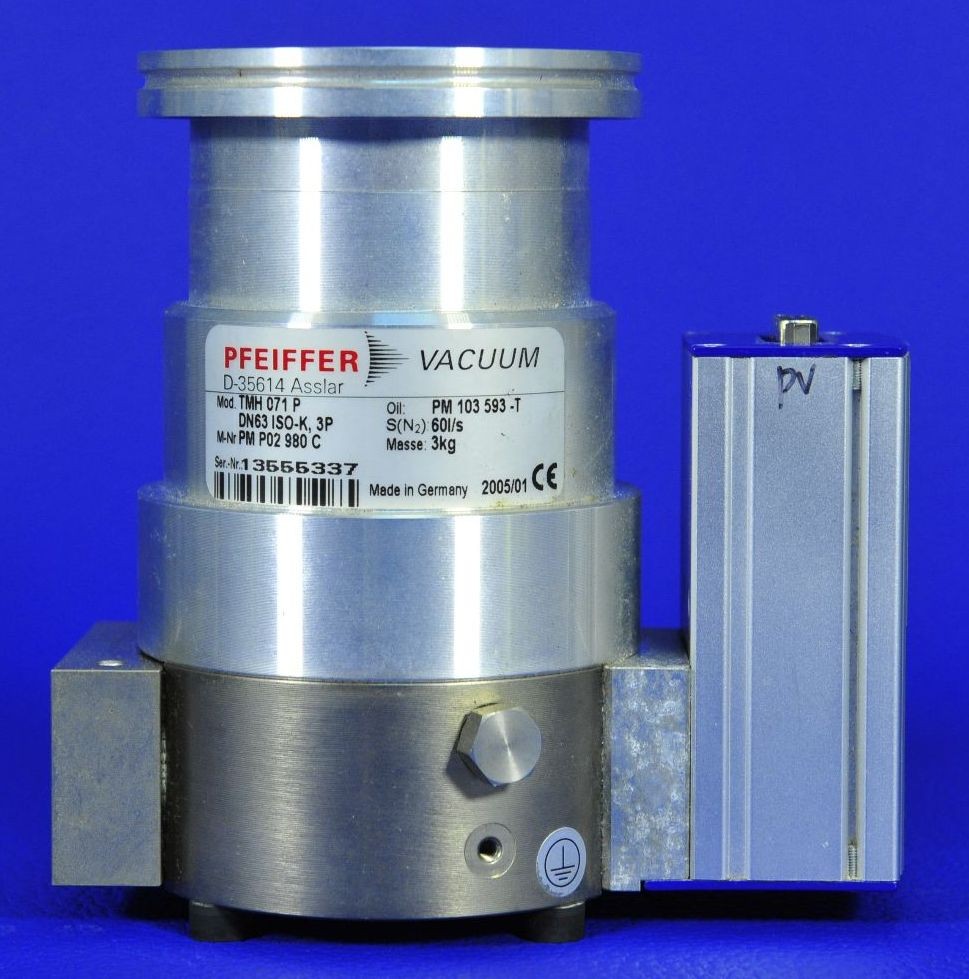 727 PFEIFFER TURBO PUMP DN63 ISO-K 3P PM P2 980C W/ TC100 PM C01